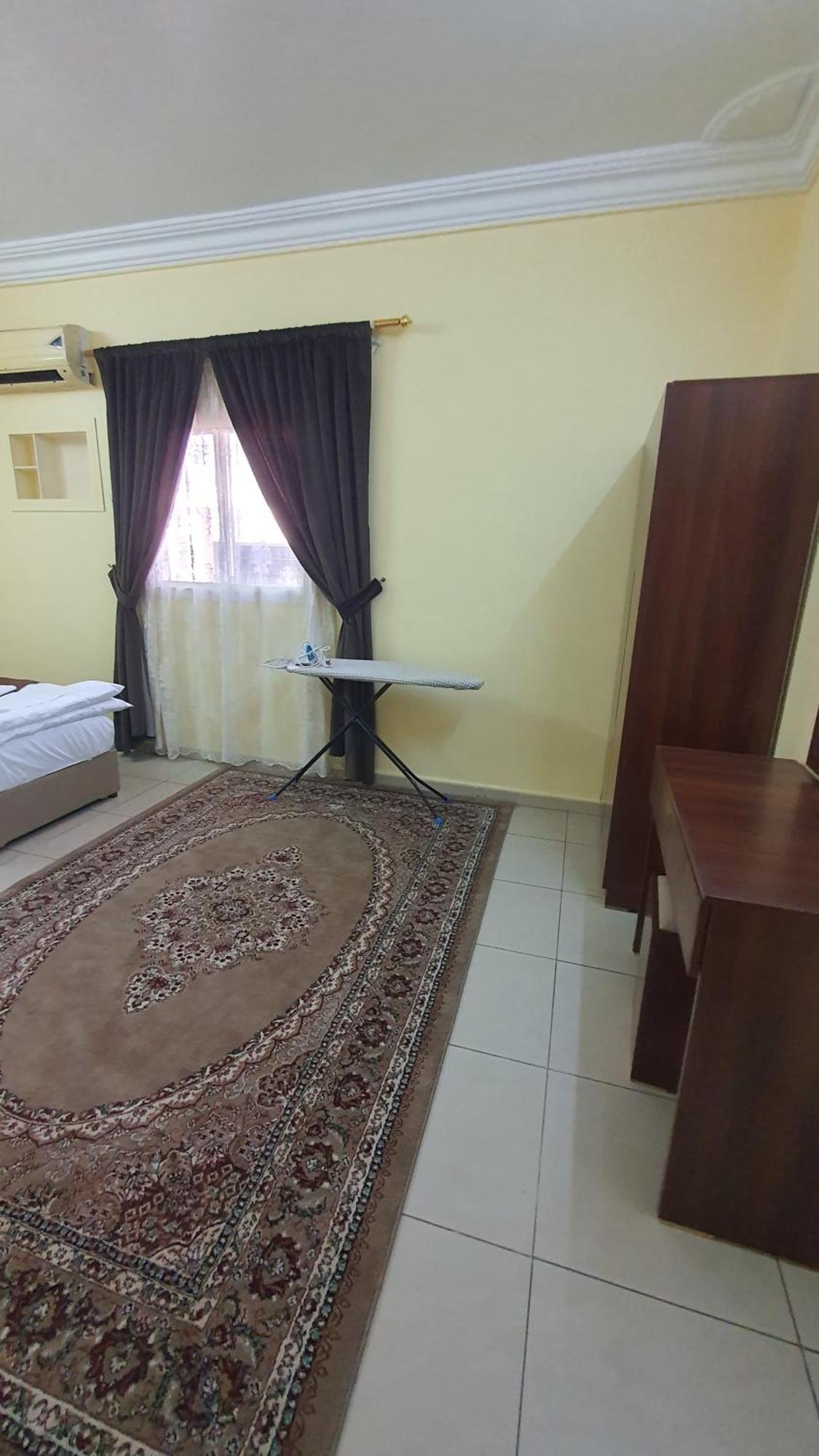 AlEairy Apartments - Al Madinah 8 Medina Bagian luar foto