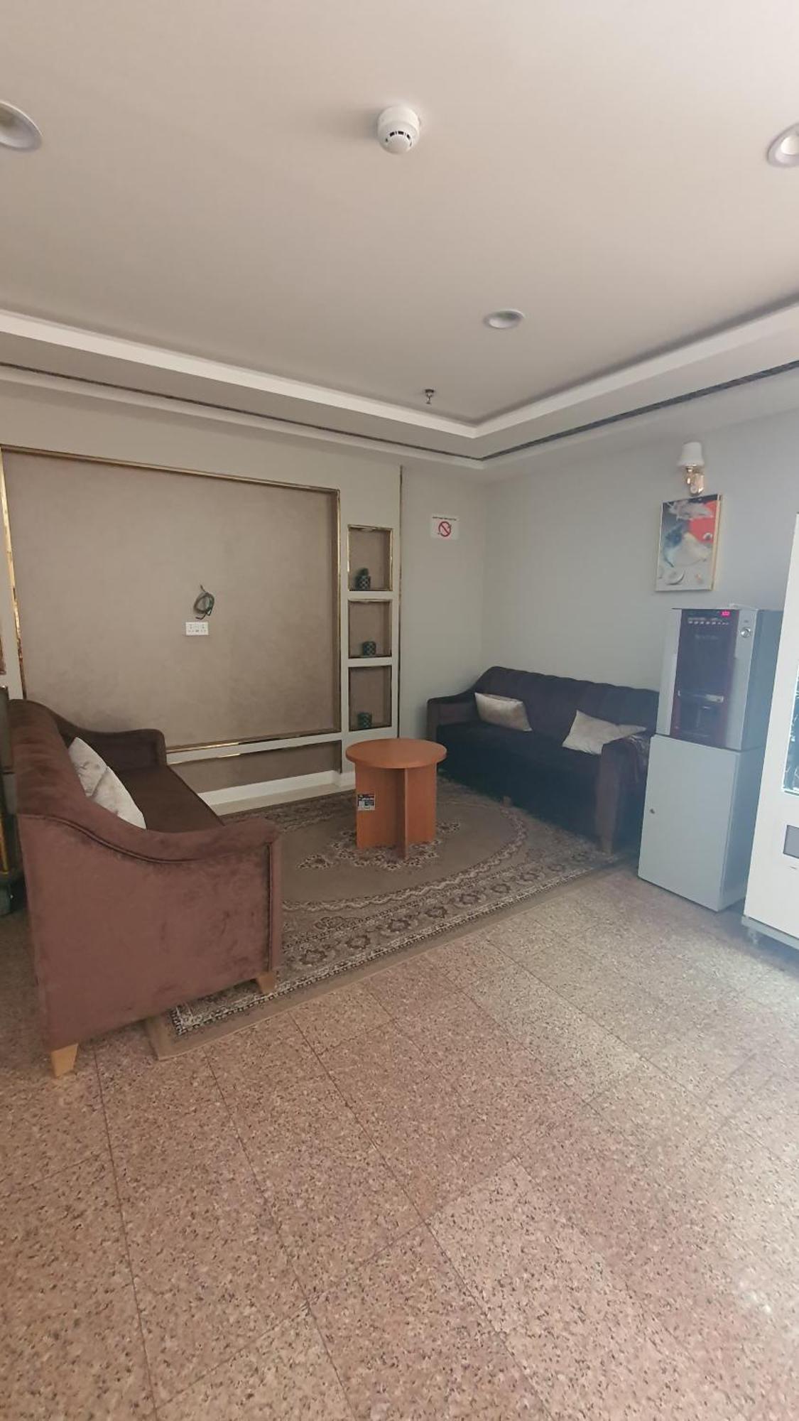 AlEairy Apartments - Al Madinah 8 Medina Bagian luar foto