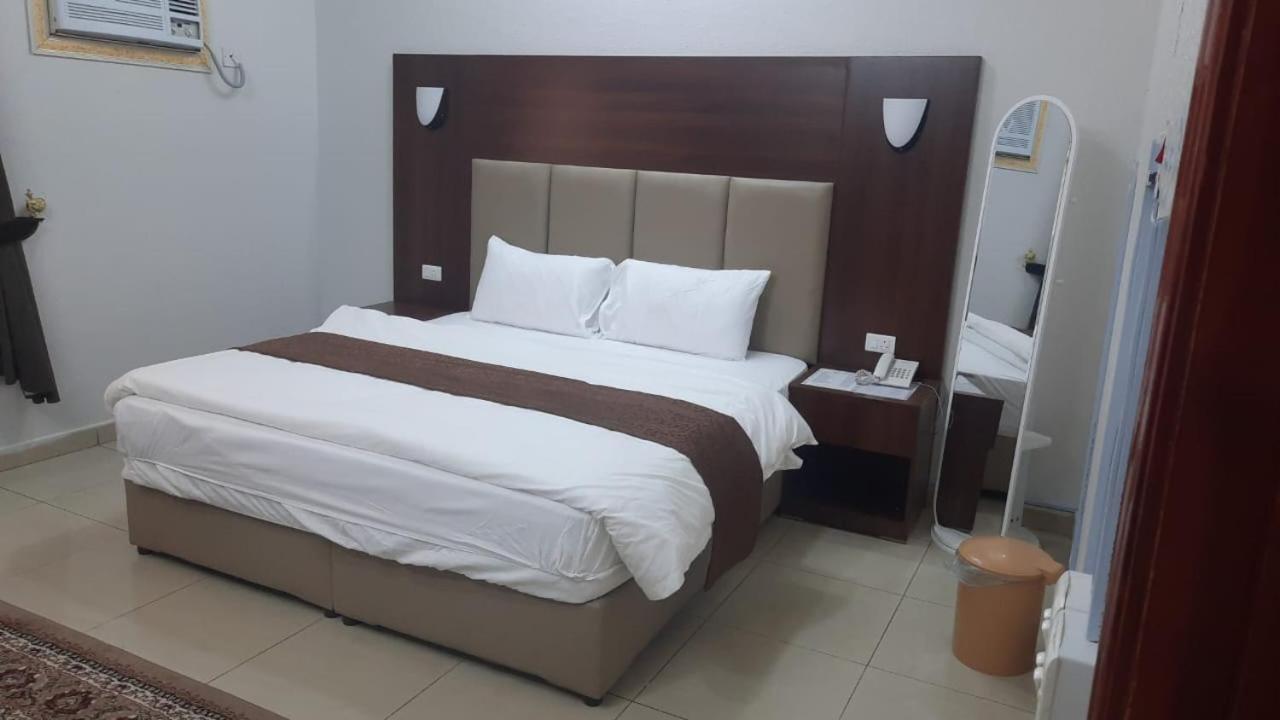 AlEairy Apartments - Al Madinah 8 Medina Bagian luar foto