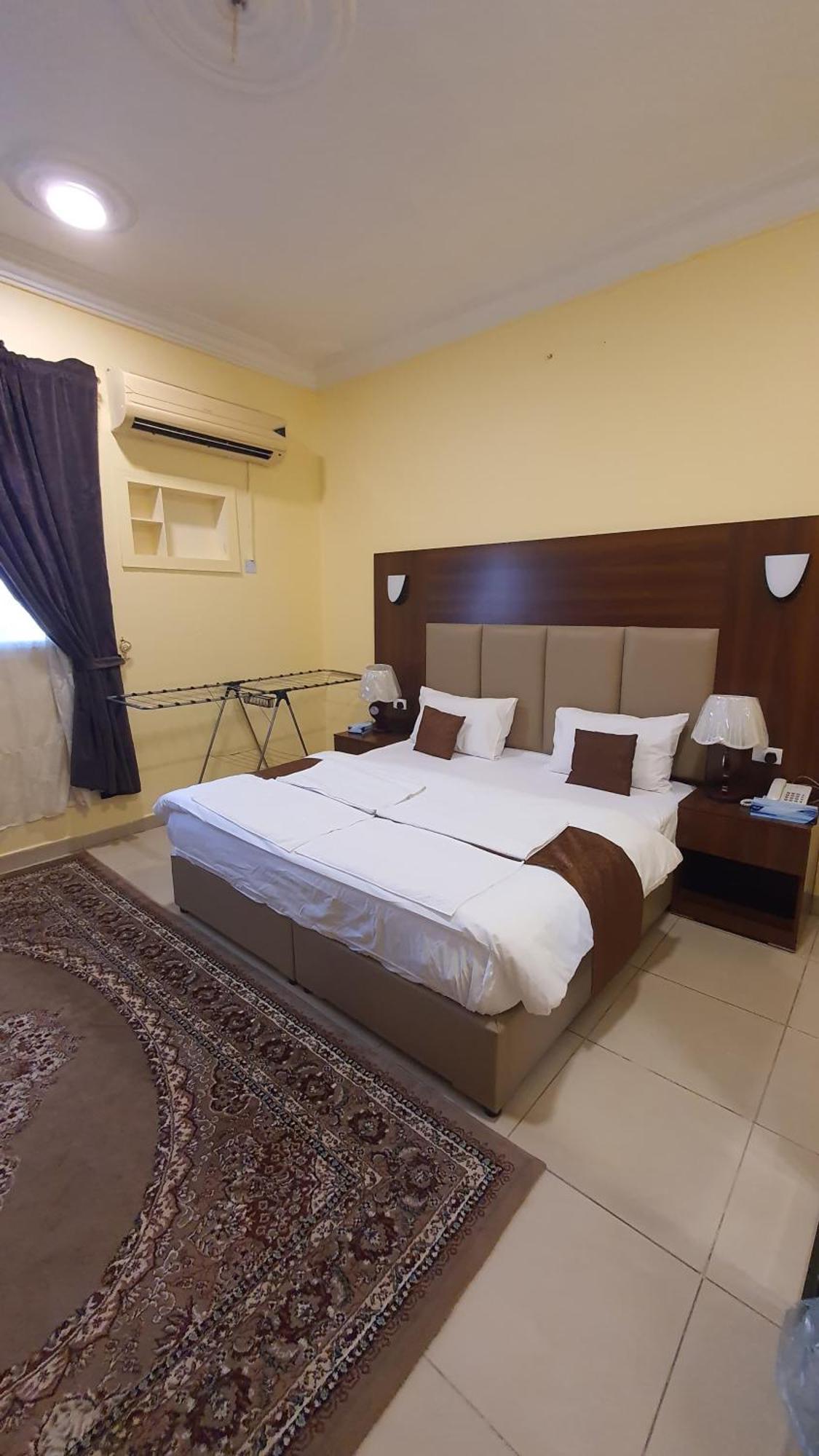 AlEairy Apartments - Al Madinah 8 Medina Bagian luar foto