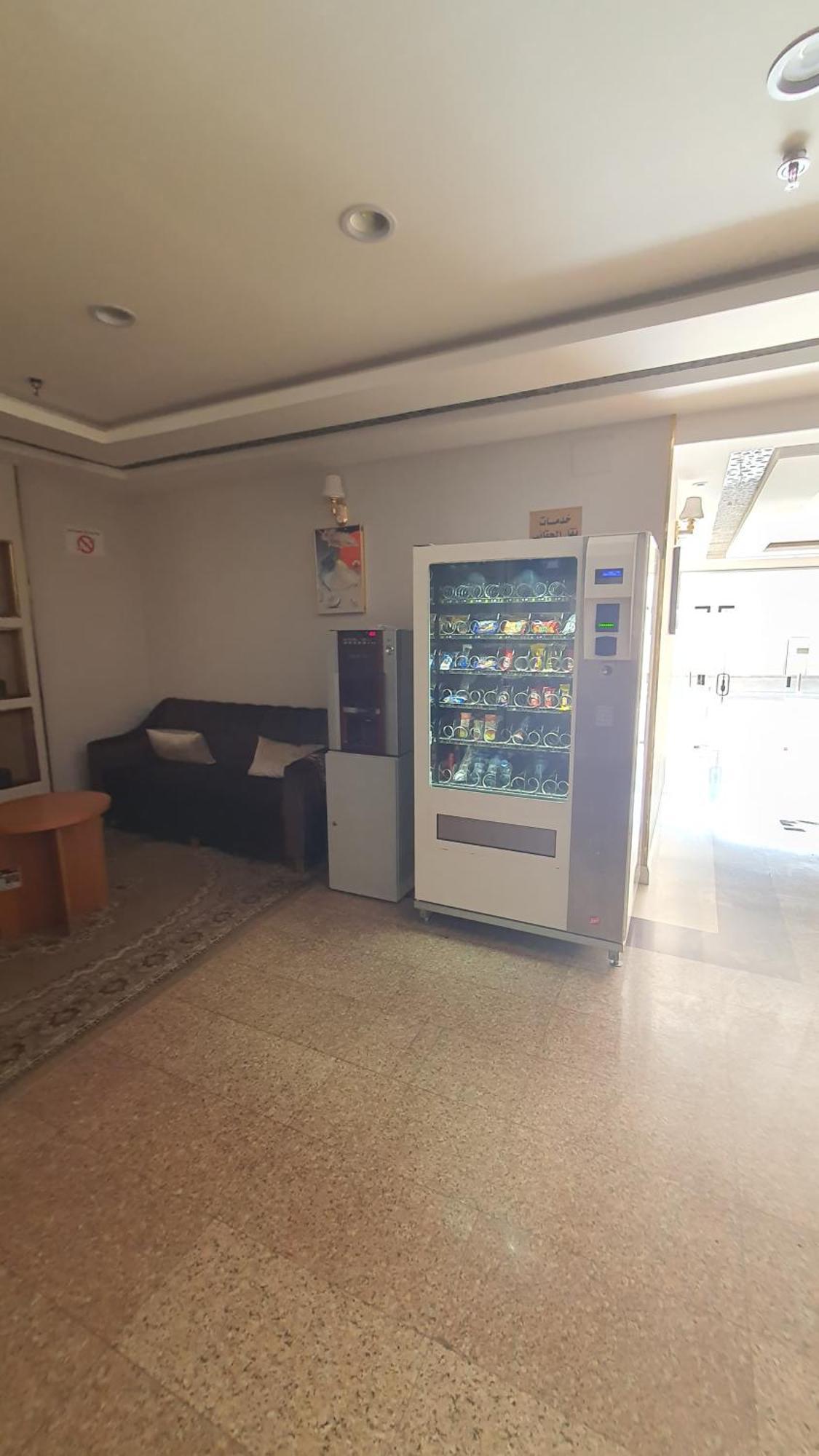 AlEairy Apartments - Al Madinah 8 Medina Bagian luar foto